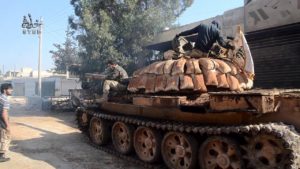 شاهد تحرك دبابات الثوار باتجاه الجبهات لكسر الحصار عن مدينة حلب