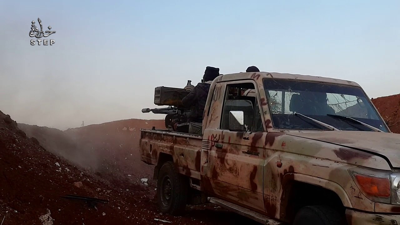 استهداف الثوار لقوات النظام على أطراف بلدة خربة غزالة بريف “درعا” بالمضادات