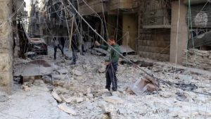 شاهد الدمار الذي خلفه القصف الذي استهدف حي مساكن الفردوس بمدينة حلب