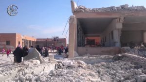 مدارس ريف “ادلب” مدمرة ببنيانها قائمة بمعلميها وبنيها