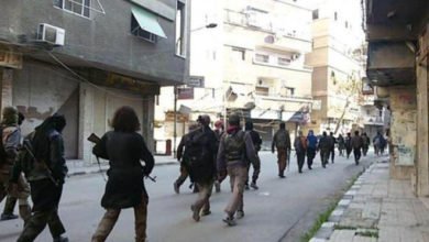 عناصر من تنظيم الدولة في حي اليرموك جنوب دمشق انترنت 660x392