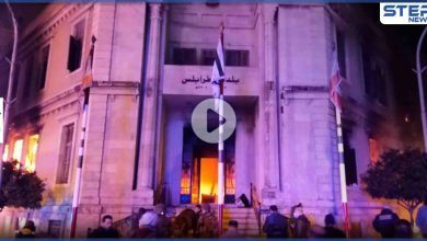 بالفيديو|| إحراق مقار حكومية في طرابلس بعد تشييع أحد المحتجين... والحريري "ما حصل جريمة منظمة"