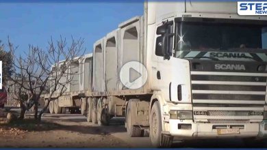 بالفيديو || عدسة ستيب ترصد دخول تعزيزات تركية تضم "شاحنات ومعدات إسمنتية" باتجاه طريق الـ m4 جنوبي إدلب