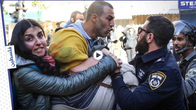 القوات الإسرائيلية تُهاجم وقفات احتجاجية في القدس وتُنفذ اعتقالات (فيديو)