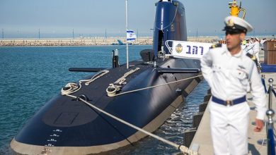 إسرائيل تحرّك غواصة وسفناً حربية نحو البحر الأحمر وإيران تكشف سبب التحرك المفاجئ
