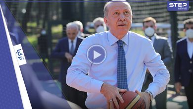 بعد شائعات مرضه ووفاته.. فيديو لأردوغان يلعب كرة السلة مع شبّان في إسطنبول (فيديو)