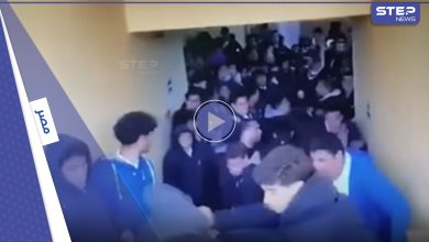 بالفيديو|| فتيات وفتيان يضربون الأساتذة بشكل جنوني.. شجار عنيف في مدرسة خاصة لأبناء "الذوات" بمصر والشرطة تتدخل