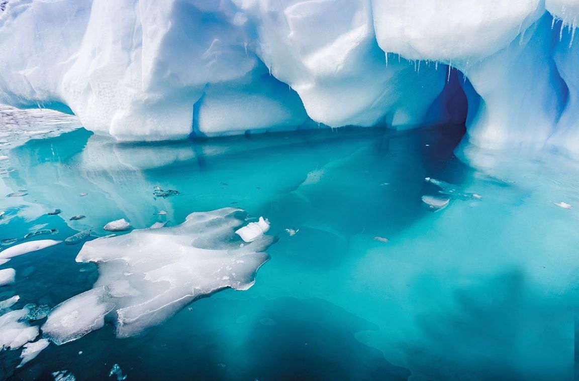 منذ 20 عاماً الإبحار الأول.. "نهر ينزف وجبال أشباح" بين حقائق "مذهلة" عن القطب الجنوبي