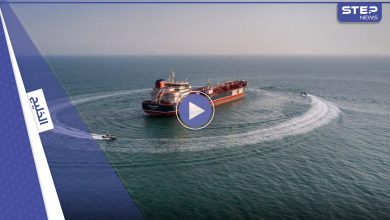 بالفيديو || زوارق سريعة صنعت دوامة حولها.. لقطات تُظهر احتجاز إيران سفينة تحمل وقوداً بالبحر