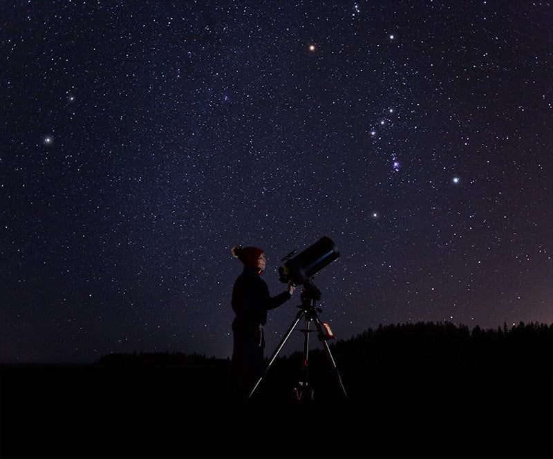 "النجوم تختفي من سماء الليل".. علماء فلك يتحدثون عن تغيرات ضوئية خلال الأعوام القادمة