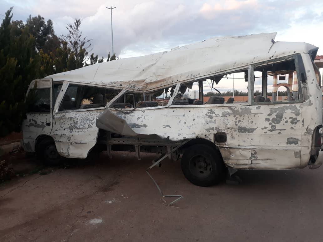 درعا.. إصابات باستهداف حافلة مبيت تقل عناصر من الأمن السوري