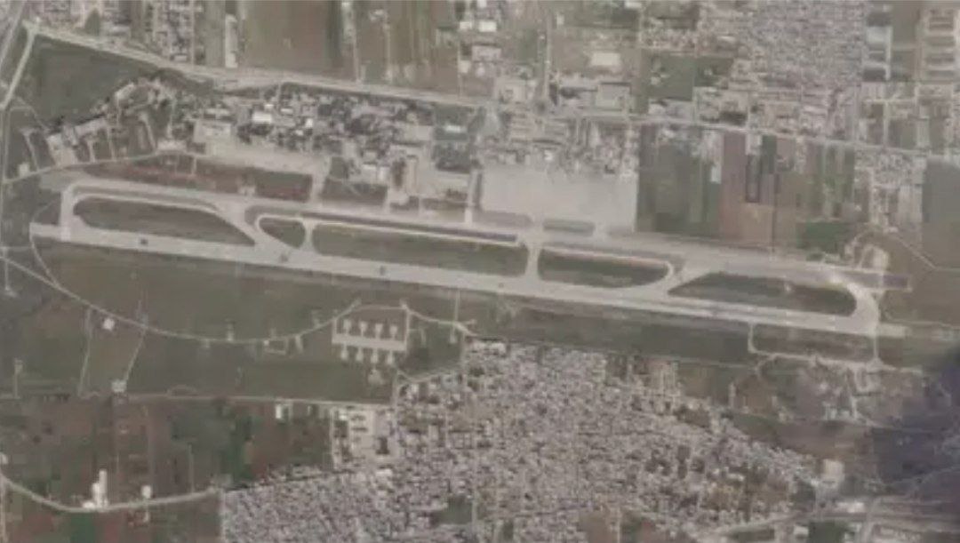 شاهد|| الأقمار الصناعية تكشف حجم الضرر الذي لحق بمطار حلب الدولي بسوريا