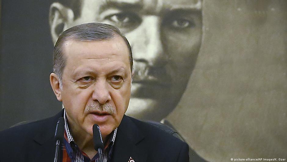 أردوغان يطرح 5 أسئلة على الأتراك