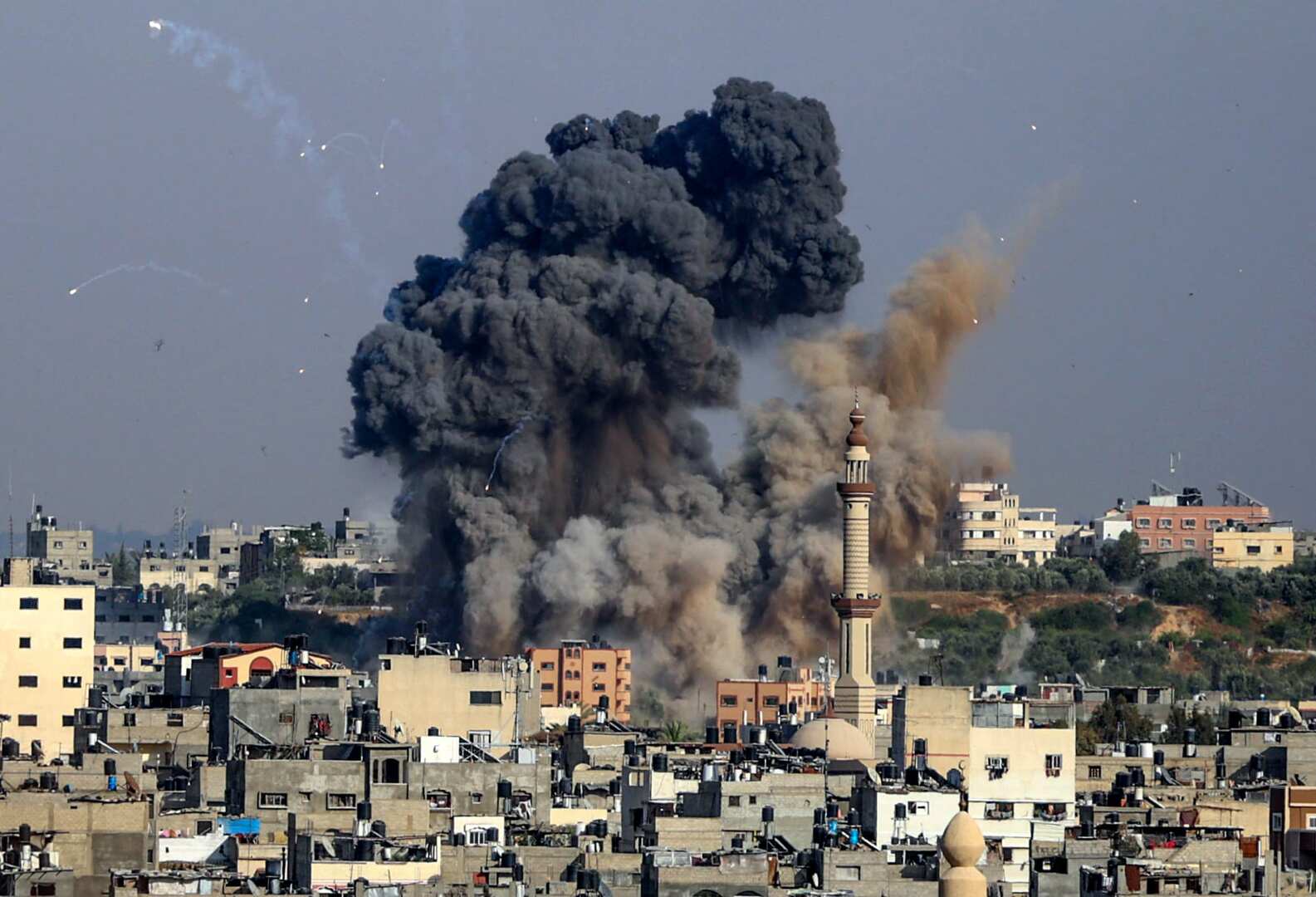 شاهد|| إسرائيل تقصف 6 منصات لإطلاق الصواريخ في غزة تابعة للجهاد الإسلامي