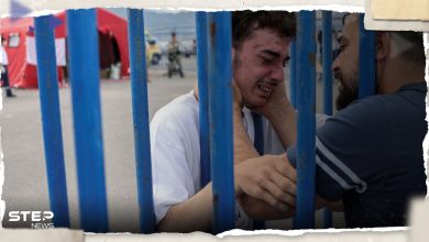 كان يبحث عنه بين الأموات.. لقاء "عاطفي" لشاب سوري نجا من "كارثة" قارب اليونان (فيديو)