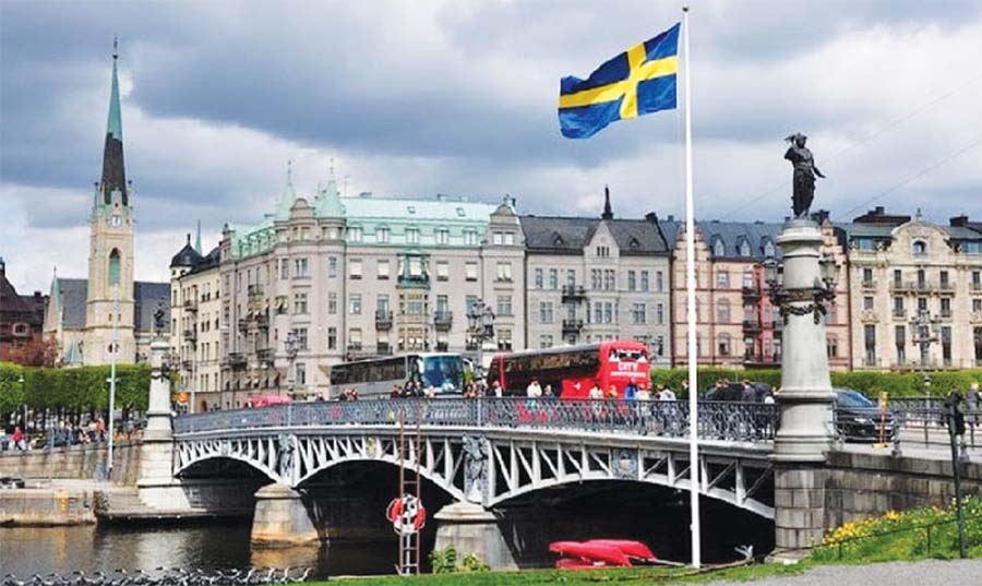 السويد تحد من المزايا الاجتماعية للمهاجرين غير الأوروبيين