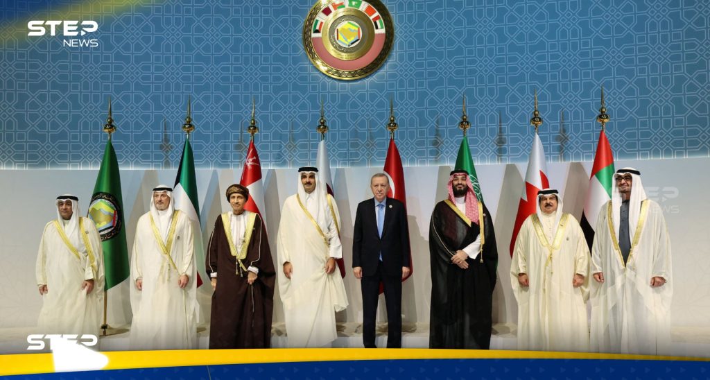 أمير قطر يدعو مجلس الأمن إلى إجبار إسرائيل على العودة للمفاوضات