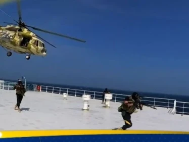 أمريكا تفرض عقوبات جديدة على الحوثيين رداً على هجمات البحر الأحمر
