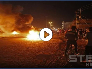 بالفيديو|| متظاهرو البصرة يرشقون قوّات الأمن العراقي بالزجاجات الحارقة.. ما علاقة الاغتيالات