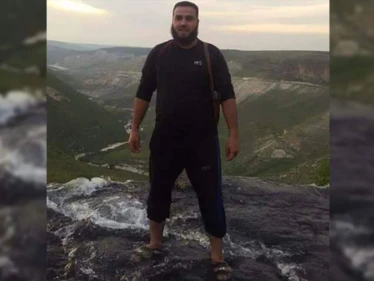 أحد قادة المصالحة في درعا يخرج من سوريا.. ومخابرات النظام تعتقل مترجمًا للروس
