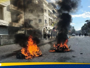 إصابات في صفوف قوات الأمن خلال احتجاجات بانياس واللاذقية - وكالة ستيب نيوز