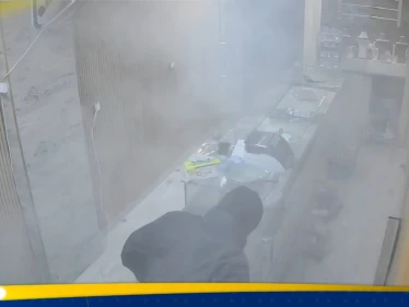 جريمة مروعة تهز حلب.. سارقان مسلحان يقتلان صاحب محل صاغة ويطلقون النار على المارة - وكالة ستيب نيوز