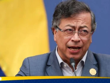 خوفاً من مصير مادورو.. الرئيس الكولومبي يعلن عن خطوة 