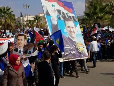 مسيرات مؤيّدة بدرعا، وعقوبات قاسية على من يخالف الأوامر