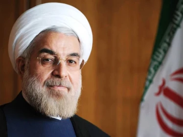 الرئيس الإيراني يدعو الرئيس الأمريكي إلى التراجع عن أخطاء سلفه "ترامب" لتعود علاقة إيران مع العالم