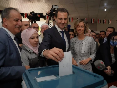مع بدء الانتخابات السورية.. مسؤول أمريكي يكشف إمكانية التطبيع مع النظام السوري وحظوظ منافسي بشار الأسد بالفوز