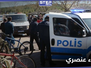 خاص|| أتراك يعتدون على سيدة سورية ويخلعون حجابها وسط شارع مزدحم لأسباب عنصرية