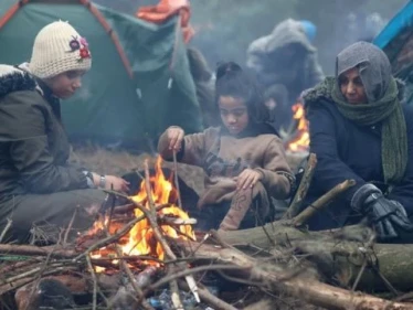 الإليزيه: لا توافق بين ماكرون وبوتين حول أزمة المهاجرين.. واتصالات ألمانية بيلا روسية بشأنها