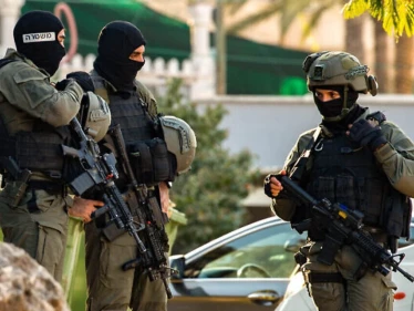 الجيش الإسرائيلي يتحدث عن تحركات مشبوهة شمال قطاع غزة.. وإغلاق ميناء يافا بعد اكتشاف صاروخ في المياه