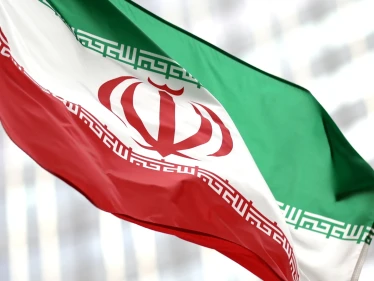 دولة تفرج عن 3.5 مليار دولار من أموال إيران.. وكبير المفاوضين الإيرانيين يطالب واشنطن بضمانات