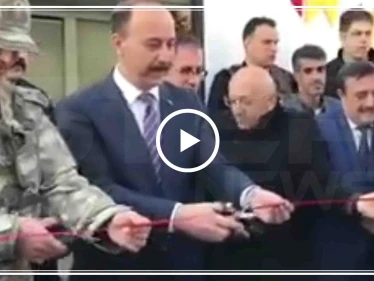 بالفيديو|| تثبيتًا لنفوذها بالمنطقة.. والي أورفا يفتتح مكتب للبريد التركي بتل أبيض!