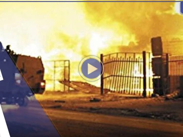 شاهد|| كأنك فتحت باب جهنم.. النيران تلتهم مهرجاناً هندوسياً بالهند وسقوط عدد من القتلى