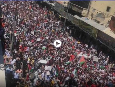 بالفيديو والصور|| "يلا على الحدود" هاشتاغ يضم مشاهد تاريخية في عبور حدود فلسطين المحتلة انتظرها العرب لسنوات