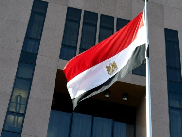 الخارجية المصرية تتحدث عن مصابين بهجوم أبوظبي وتكشف حالتهما الصحية