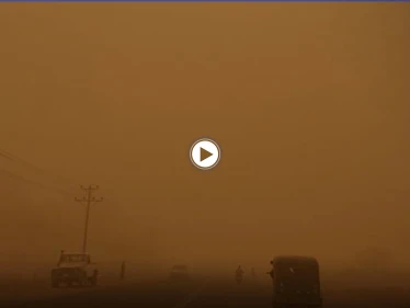 بالفيديو|| عاصفة ترابية تجتاح مصر تحجب الأبنية وتغطي السماء بسحابة كثيفة تثير ذعر الأهالي