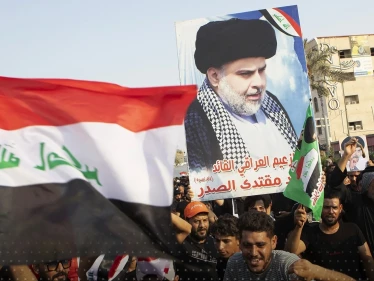 الصدر يهاجم الإطار التنسيقي ويطالب إيران بـ"كبح جماح بعيرها في العراق".. والعبادي يدعو لأمر