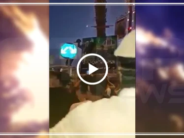 شاهد بالفيديو || متظاهرون عراقيون يمزقون صور "الخامنئي" من شوارع كربلاء