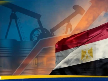 مصر تعلن تعرضها لخسائر نتيجة توترات البحر الأحمر.. وأسعار النفط ترتفع بعد الضربات الأمريكية
