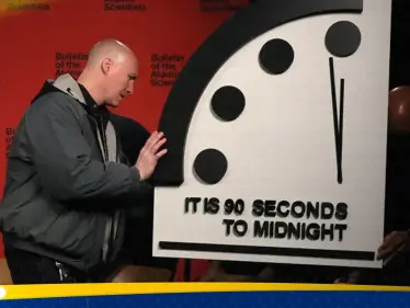 ساعة يوم القيامة تُضبط عند 85 ثانية قبل منتصف الليل… أقرب نقطة إلى “الكارثة” في تاريخها - وكالة ستيب نيوز