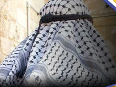 بسبب الكوفية.. إطلاق النار على 3 طلبة فلسطينيين في أمريكا