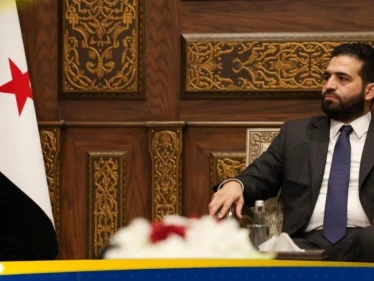 الداخلية السورية تكشف عن قرار يخص الضباط المنشقين الداخلية السورية تكشف عن قرار يخص الضباط المنشقين - وكالة ستيب نيوز