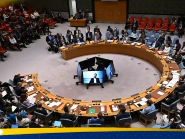 مجلس الأمن يدعو لوقف هجمات الحوثيين ويجدّد العقوبات لعام إضافي - وكالة ستيب نيوز