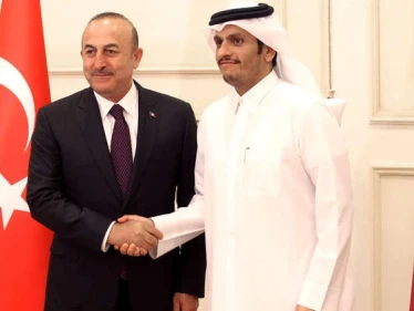 وزيري الخارجية القطري والتركي يوضحان طبيعة الحل في سوريا واليمن وليبيا ويتحدثان عن قضايا إقليمية