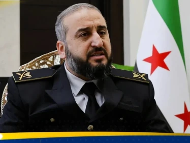 وزير الدفاع السوري يعلن دمج كافة الوحدات العسكرية ضمن قوات الجيش