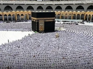 الداخلية السعودية تنشر دليل إرشادات لسلامة المعتمرين بالعشر الأواخر من رمضان