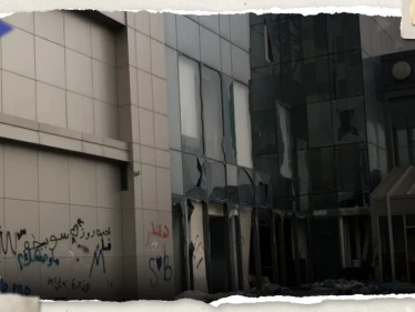 رصد نيران تخرج من مبنى مهجور بالسعودية تثير الريبة ومطالبة السُلطات بالتدخل